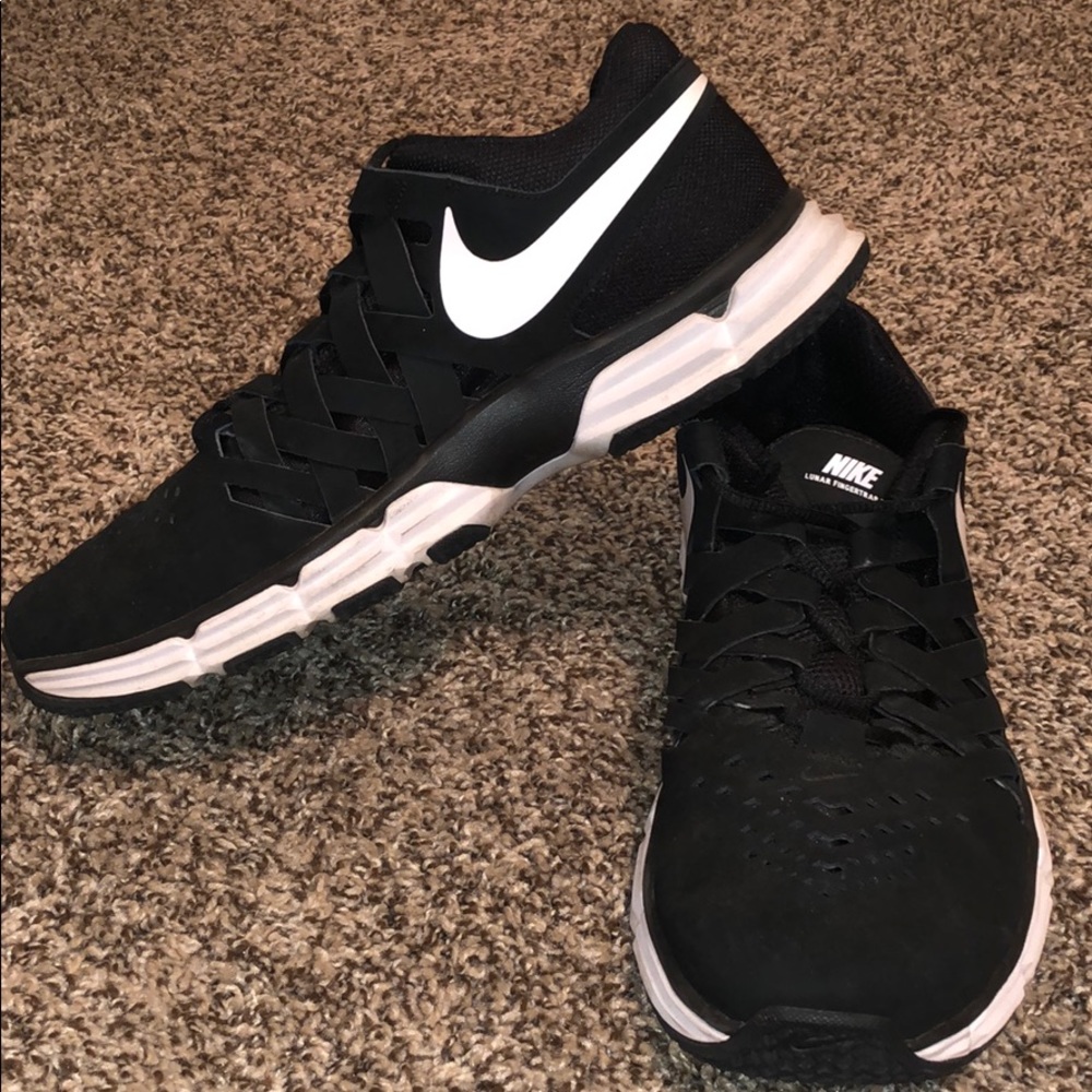 Lunar Fingertrap TR Nike shoes
